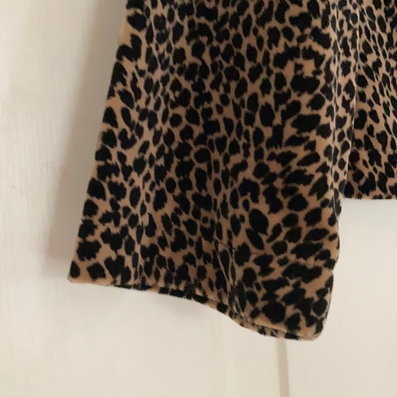 Lightweight Jacket - Picture 4 of 8